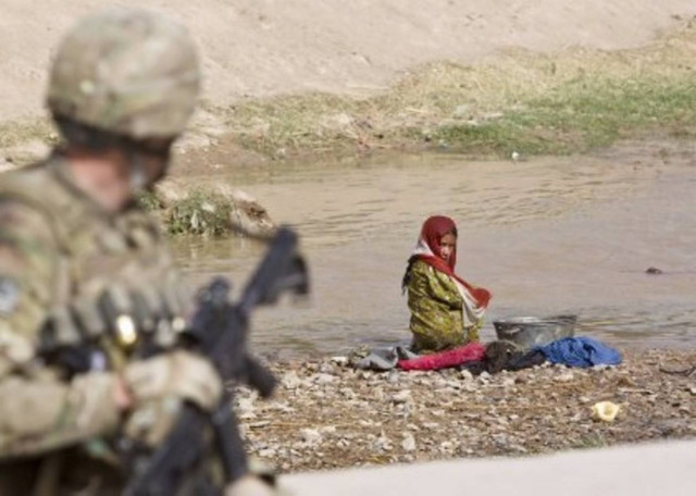 Δύο παιδιά νεκρά από πυρά στρατιωτών