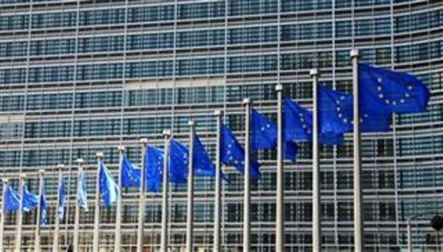 Απάντηση της Κομισιόν για την προκλητική «ταξιδιωτική οδηγία»