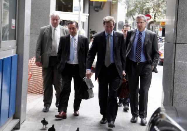 Ενδεχόμενο εξόδου από την τρόικα εξετάζει η ΕΚΤ