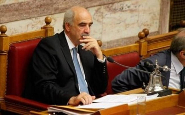 Εξίσωσαν τις αποδοχές των υπαλλήλων της Βουλής με αυτούς του Υπ.Οικ.