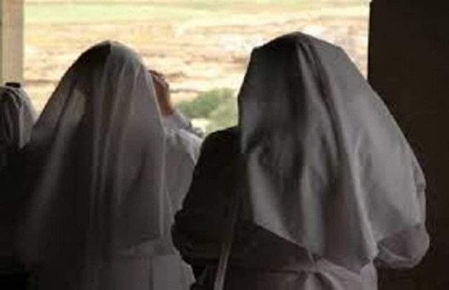 Ηράκλειο: «Καλόγριες» κάνουν έρανο για...μοναστήρι!