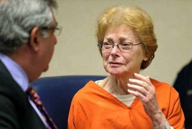 ΣΟΚ: Γιαγιά πυροβόλησε και σκότωσε τον εγγονό της