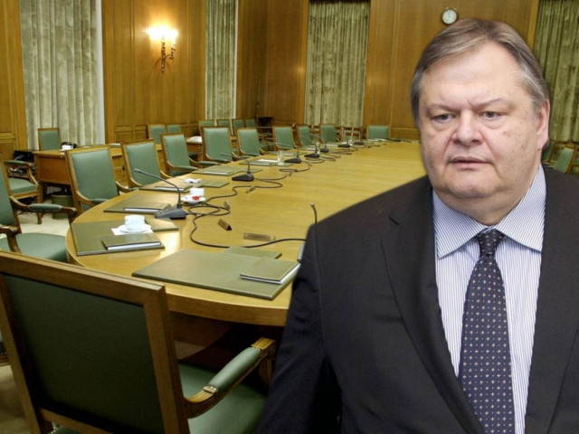 Ο Βενιζέλος κάνει ανασχηματισμό