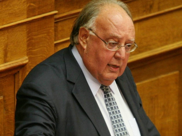 Ο Πάγκαλος, το ΠΑΣΟΚ και «η σάρα με τη μάρα»