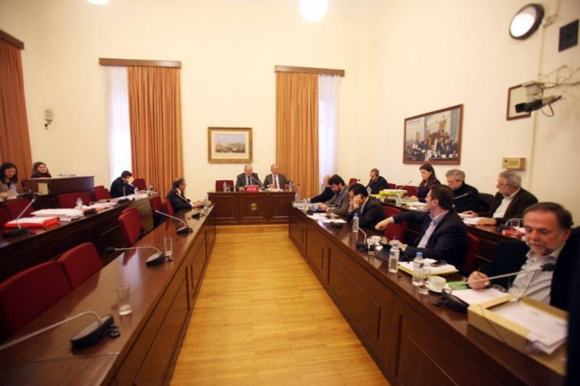 Καταθέτει η πρώην προϊσταμένη της Δ/νσης Οικονομικών Υπηρεσιών