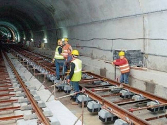 Θεσσαλονίκη: Πορεία εργαζομένων στο Μετρό