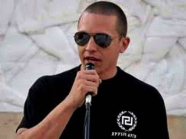 Αθώος ο Ηλίας Κασιδιάρης εν μέσω χειροκροτημάτων