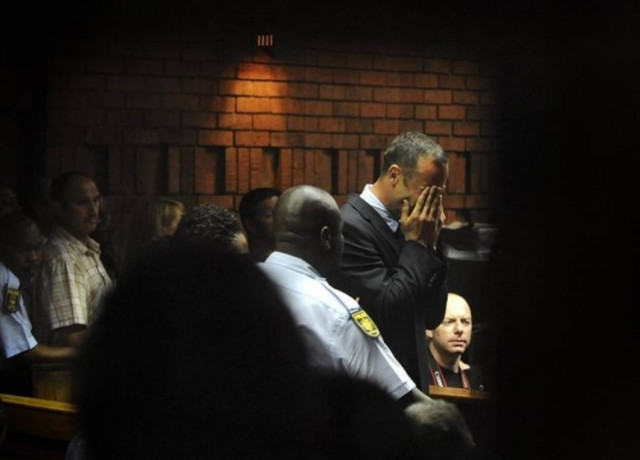 Βίντεο:Διχασμένη η οικογένεια του Πιστόριους