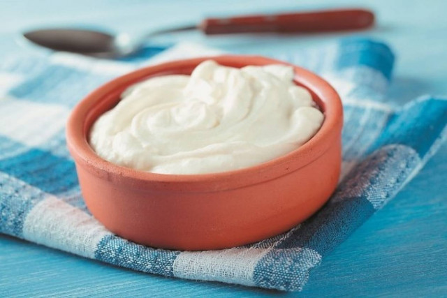 Μας υποχρέωναν να εισάγουμε γερμανικό γάλα για γιαούρτια