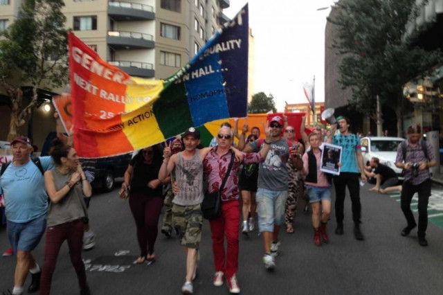 Αστυνομική βία κατά ομοφυλοφίλων σε εκδήλωση στο Σίδνεϊ