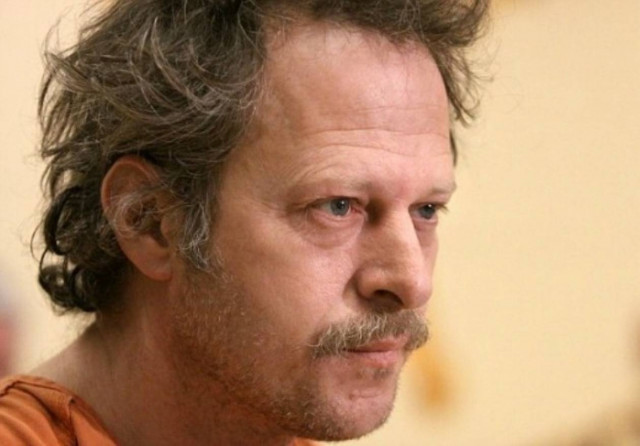 ΣΟΚΑΡΙΣΤΙΚΗ ΟΜΟΛΟΓΙΑ: Την βίασα και την έπνιξα με την ποδιά