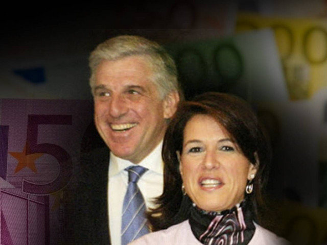 «Ακάλυπτη» η σύζυγος του Γιάννου Παπαντωνίου!