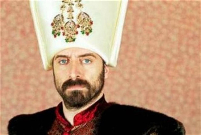 ΣΟΚ: Τι έμαθε ο Σουλεϊμάν κι έγινε... μπεκρής