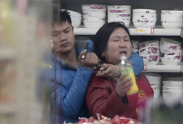 ΣΟΚ: Κρατούσε όμηρο επί 4 ώρες υπό την απειλή μαχαιριών