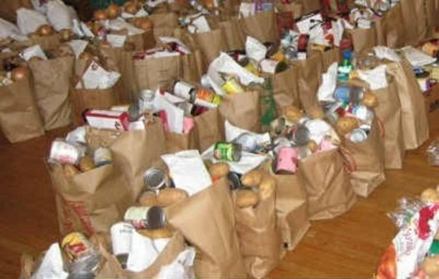 Κόρινθος: Συγκέντρωση ειδών πρώτης ανάγκης για τους απόρους