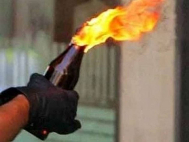 Επίθεση με μολότοφ σε οικία μέλους της Χρυσής Αυγής