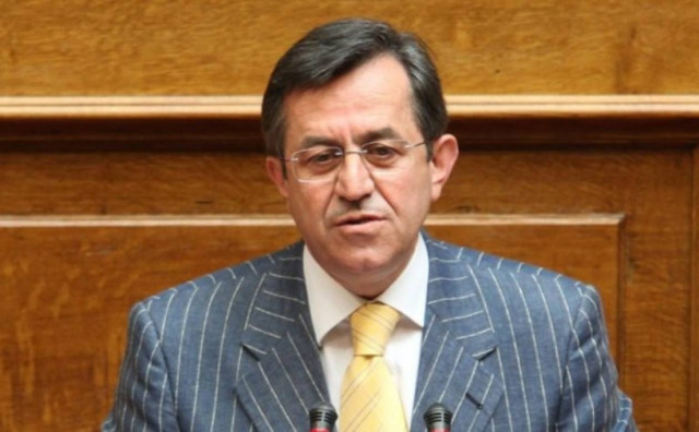 Νέα ερώτηση Νικολόπουλου για τον Στ. Παπασταύρου