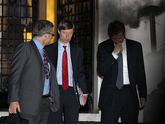 «Μαύρος καπνός» από το Μαξίμου στις διαπραγματεύσεις με την τρόικα