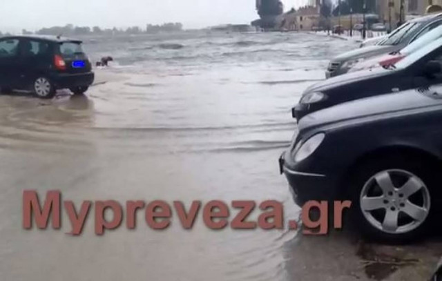 Στο έλεος της κακοκαιρίας η Πρέβεζα (pics-vid)