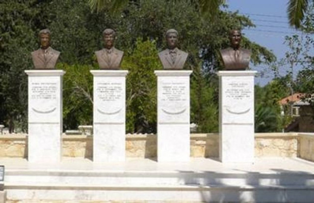 Εκλεψαν ομοίωμα ήρωα της ΕΟΚΑ από πάρκο στην Πάφο