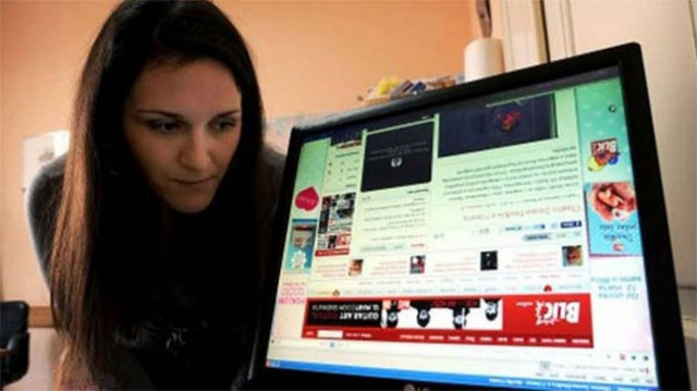 Απίστευτο: Πάσχει από μία σπάνια πάθηση-Βλέπει τα πάντα ανάποδα!