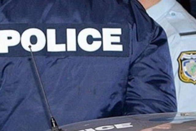 Aνήλικοι Ρουμάνοι επιτέθηκαν και λήστεψαν ιδιοκτήτρια κομμωτηρίου