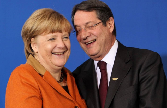 Αναστασιάδης: Viele Grüße, Frau Merkel!