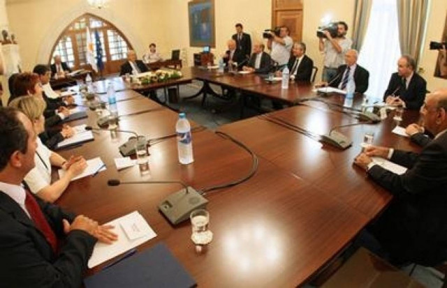 Κύπρος: Παρατείνεται η σύσκεψη των πολιτικών αρχηγών