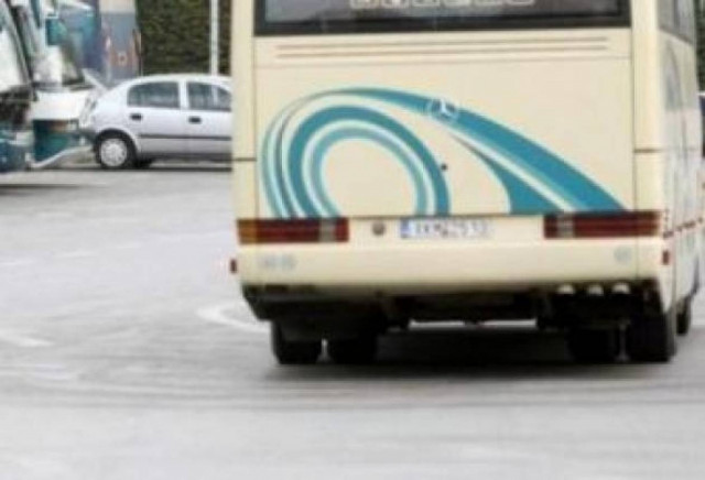 Πανικός: Πυροβόλησαν λεωφορείο του ΚΤΕΛ