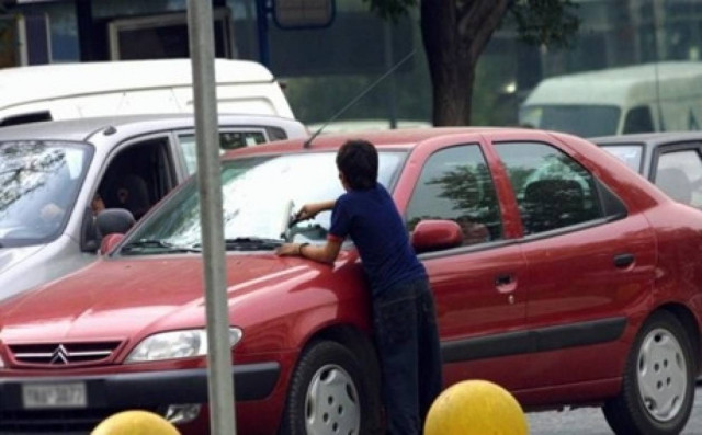 Βουλγαρία: Εκατοντάδες γονείς πουλάνε τα παιδιά τους