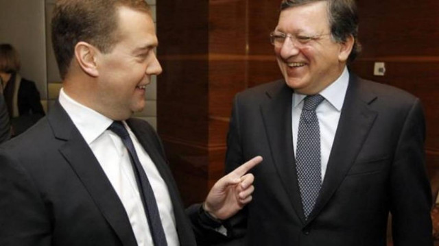 Μεντβέντεφ: Δεν κλείσαμε την πόρτα στην Κύπρο