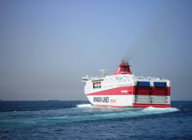 Προβλήματα για το «Κνωσσός Παλάς» στο λιμάνι του Ηρακλείου