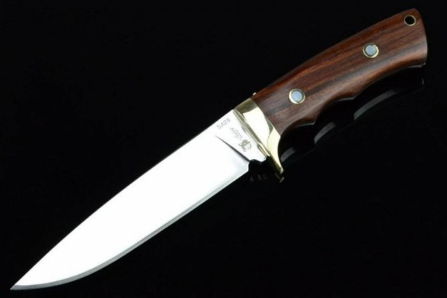 Ζούσε με μια λάμα από μαχαίρι καρφωμένη στην πλάτη