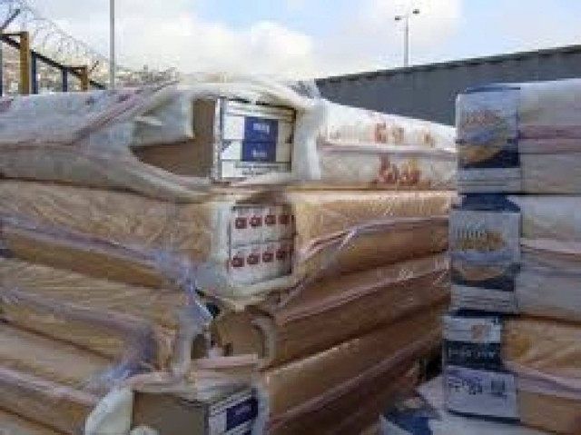 Κατάσχεση λαθραίων τσιγάρων στον Πειραιά