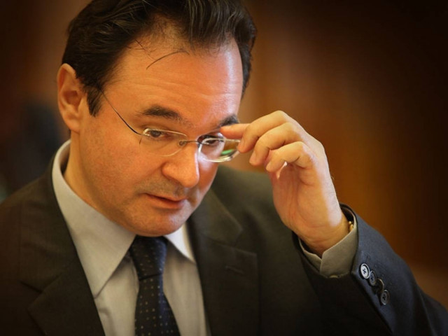 Προκαλεί με νέα ψέματα ο Παπακωνσταντίνου!