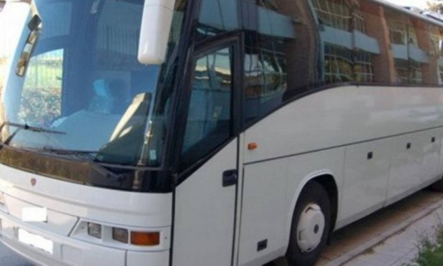 Θράσος: Διακινούσαν παράνομους μετανάστες  σαν τουρίστες!