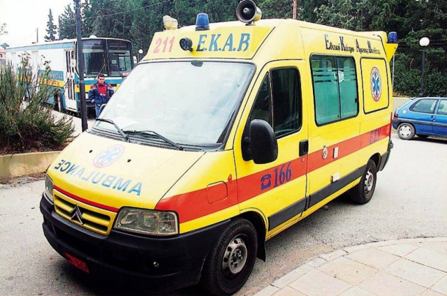 Τροχαίο με τραυματία στη Κάρυστο