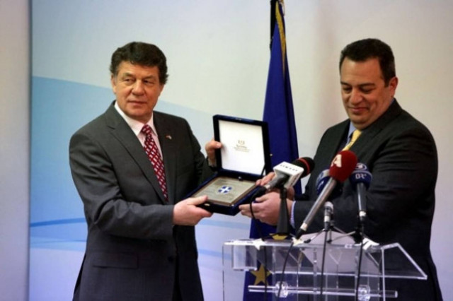 Τον Ότο Ρεχάγκελ τίμησε σήμερα ο Στυλιανίδης