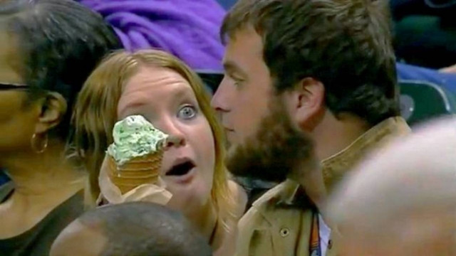 Το βίντεο που σαρώνει: Τον λένε Jake και... he doesn't share food!