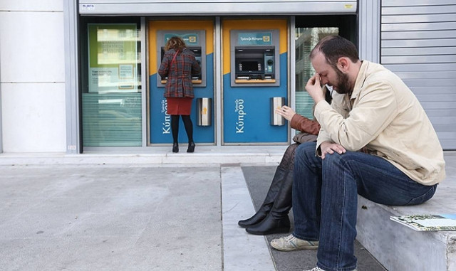 Ο Fitch υποβάθμισε την Τράπεζα Κύπρου και την Λαϊκή