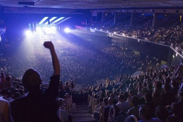 Βρέθηκε τρόπος για να βγάλεις από το μυαλό σου ένα χαζοτράγουδο!