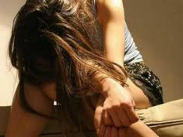 ΣΟΚ στην Ηλεία: 58χρονος βίασε μαθήτρια και έμεινε έγκυος