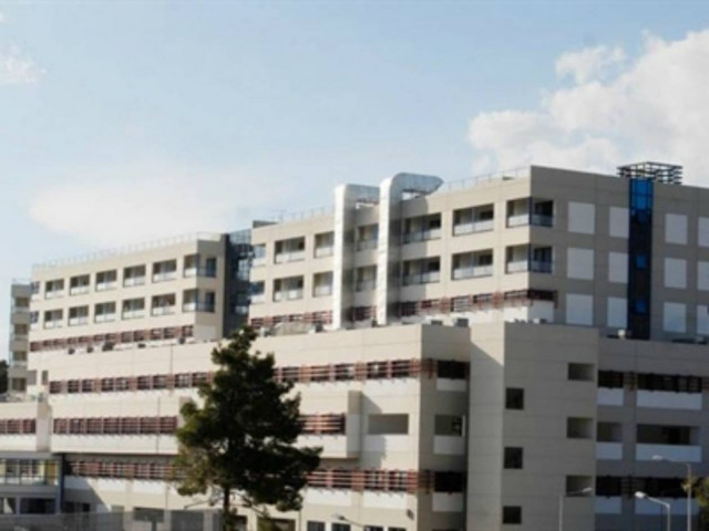 Λαμία: Χαροπαλεύει 59χρονος που έπεσε αυτοκίνητο πάνω του