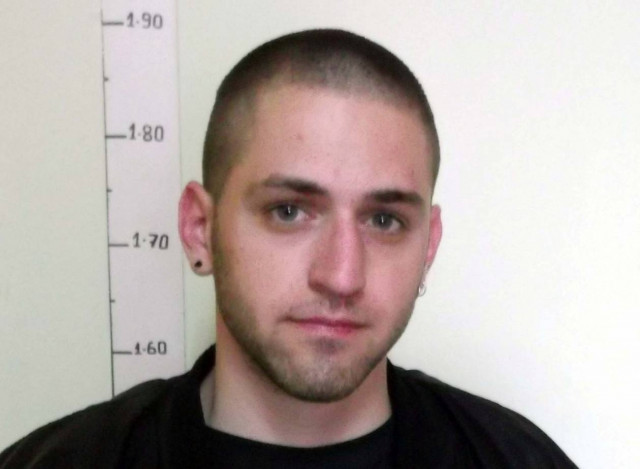 Αυτοί είναι οι Χρυσαυγίτες που «πυρπόλησαν» την Τράπεζα Κύπρου (pics)