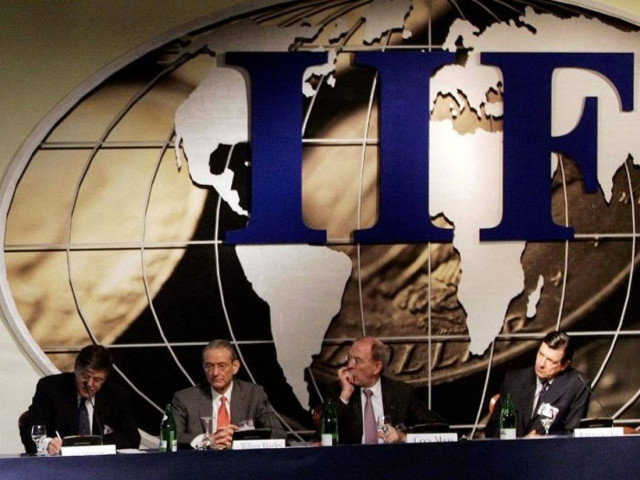 IIF: Υπάρχει «πραγματική πιθανότητα» να βγει η Κύπρος από ευρώ