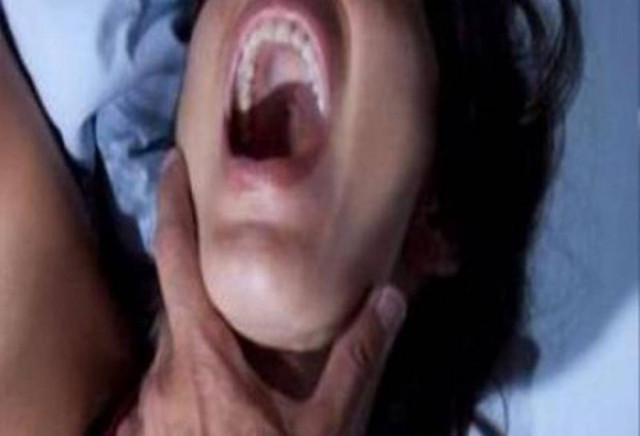 Έξι άνδρες κατηγορούνται για τον ομαδικό βιασμό Ελβετίδας τουρίστριας