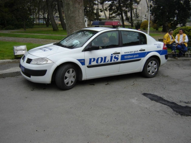 Τουρκία: Τραυματίας αστυνομικός από πυρά