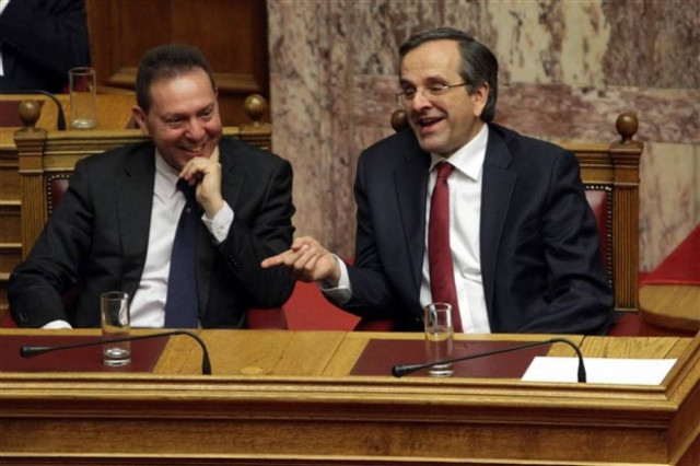 Πολλά τα βάσανα: Μπύρες και ντελίβερι για Στουρνάρα-Σαμαρά!