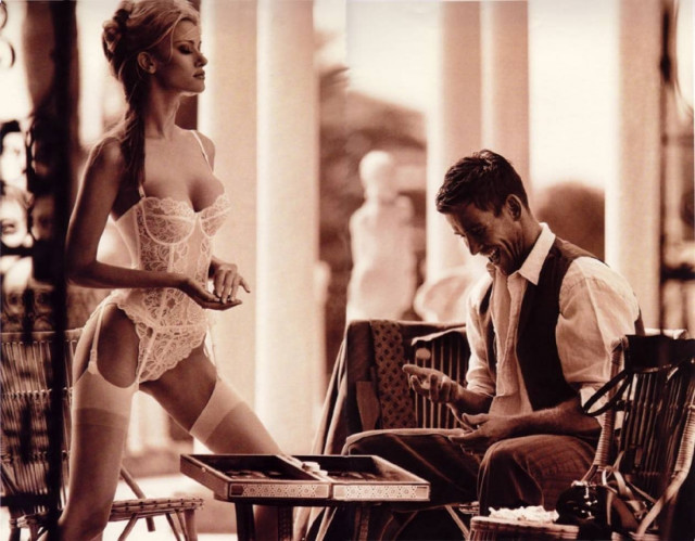 VIDEO: Πως μπορείς να χάσεις από γυναίκα στο τάβλι