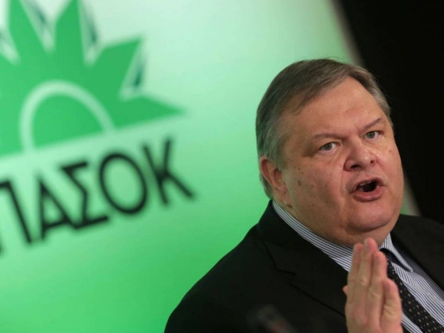 ΠΑ-ΣΟΚ, λόγω της εξουσιομανίας του Βενιζέλου!